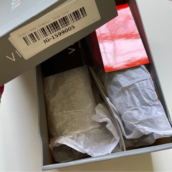 NEW Men’s Vionic Charcoal Grey Tompkin Flannel Loafer Slipper - Picture 4 of 8